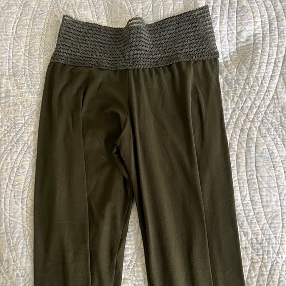 Green Cute Booty Lounge Leggings size S - Picture 2 of 5